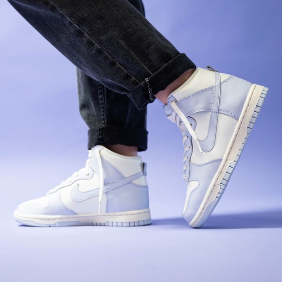 N I K E • D U N K S - Picture 4 of 4